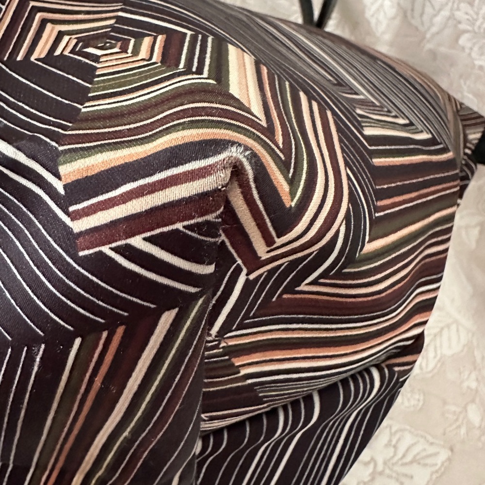 Longchamp Op Art Medium Shoulder Tote - Picture 5 of 15